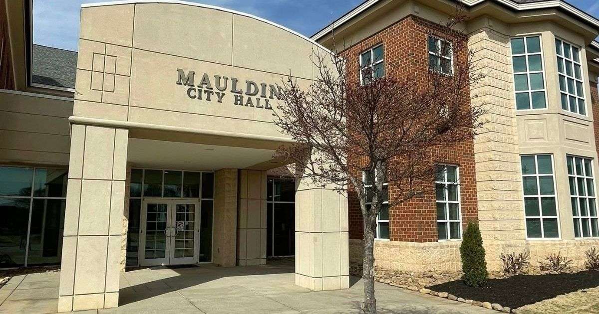 The exterior of Mauldin City Hall on a sunny day