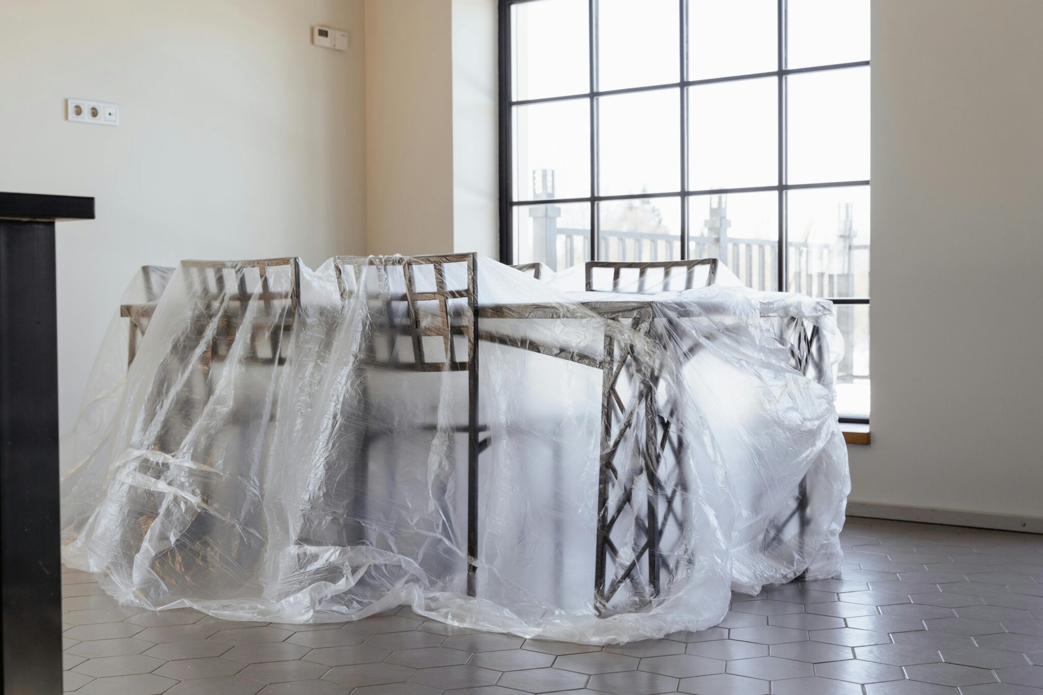 Relocation Table How to Pack a Dining Table for Moving When Relocating Homes - Swamp ...